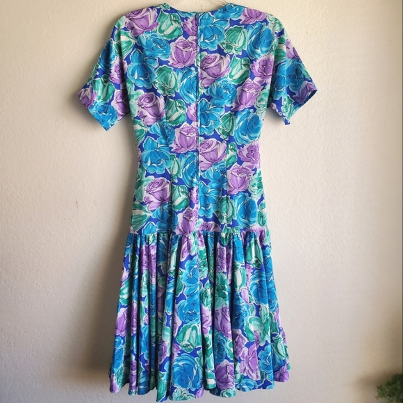 💝Gorgeous Vintage Floral Dress - Picture 8 of 10